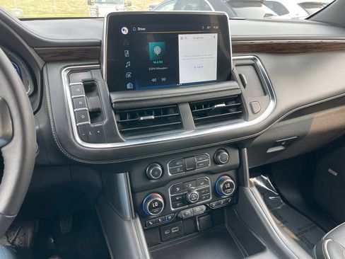 Used 2022 Chevrolet Tahoe Premier AWD/4WD image 11