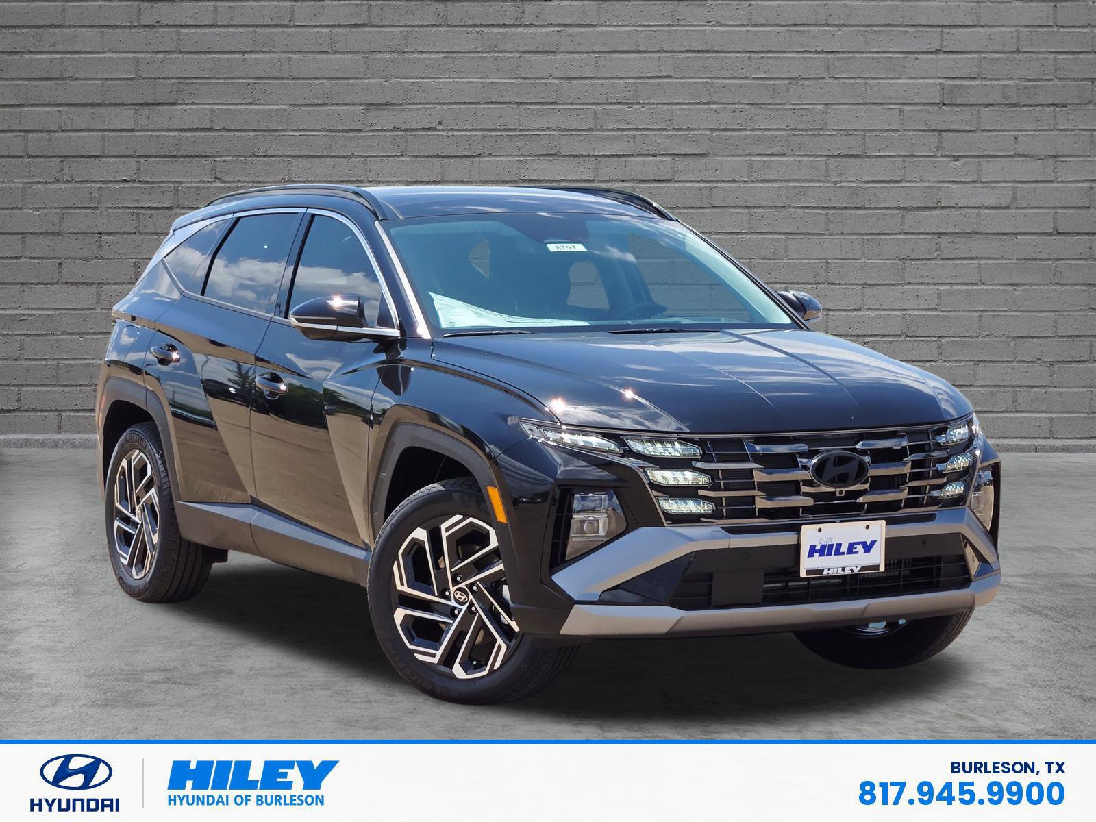 New 2026 Hyundai Tucson Limited AWD/4WD image 2