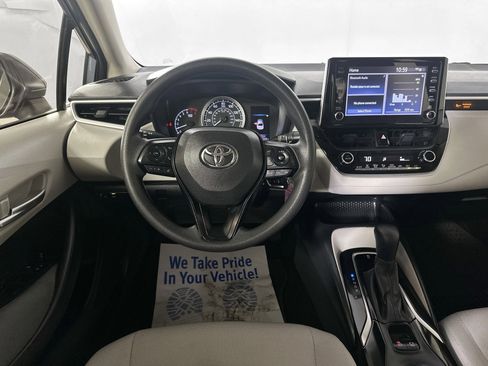 Used 2020 Toyota Corolla LE FWD image 20