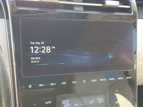 Used 2024 Hyundai Tucson Limited image 24