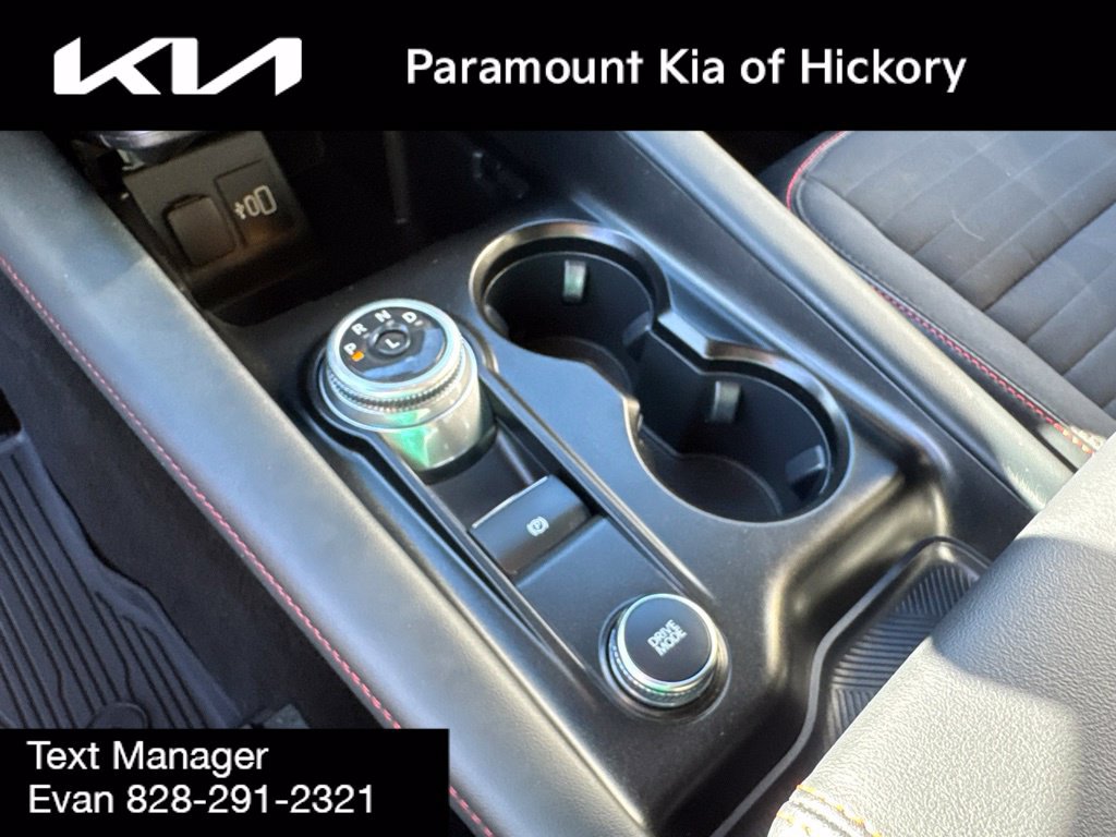 Used 2025 Ford Explorer ST-Line AWD/4WD image 25