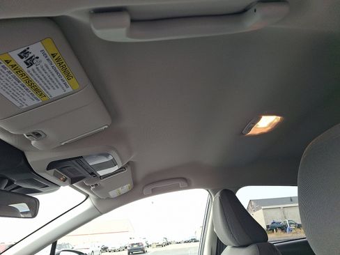 Certified 2025 Subaru Crosstrek 2.0i image 14