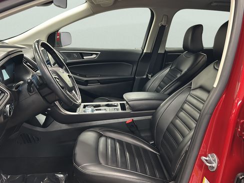 Certified 2024 Ford Edge SEL w/ Convenience Package AWD/4WD image 10