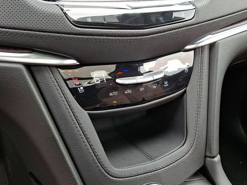 New 2026 Cadillac XT5 Premium Luxury image 12