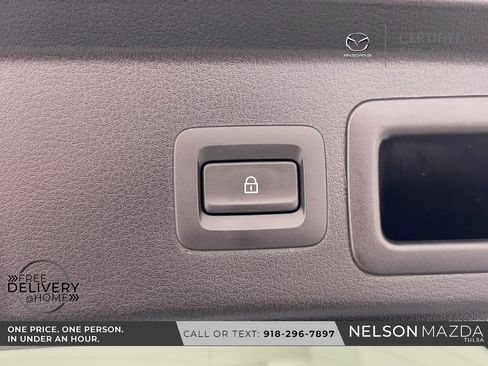 Certified 2025 MAZDA CX-30 AWD 2.5 S w/ Preferred Package image 47