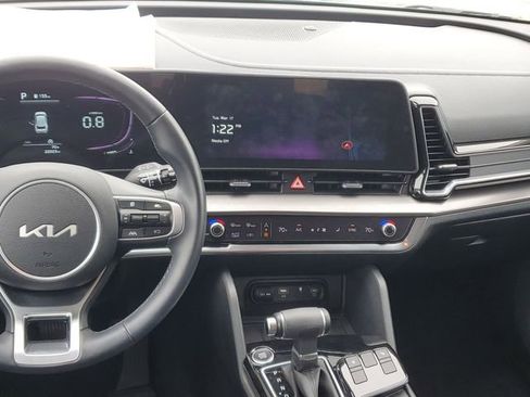Certified 2023 Kia Sportage EX image 12