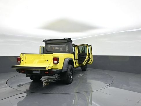Used 2023 Jeep Gladiator Mojave AWD/4WD image 70