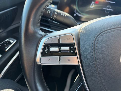 Used 2025 Kia Telluride S AWD/4WD image 22