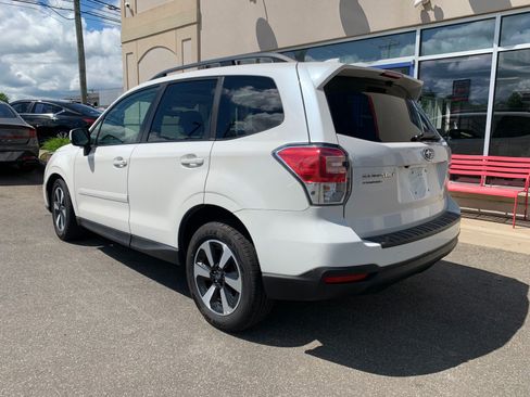 Used 2018 Subaru Forester 2.5i Premium AWD/4WD image 5