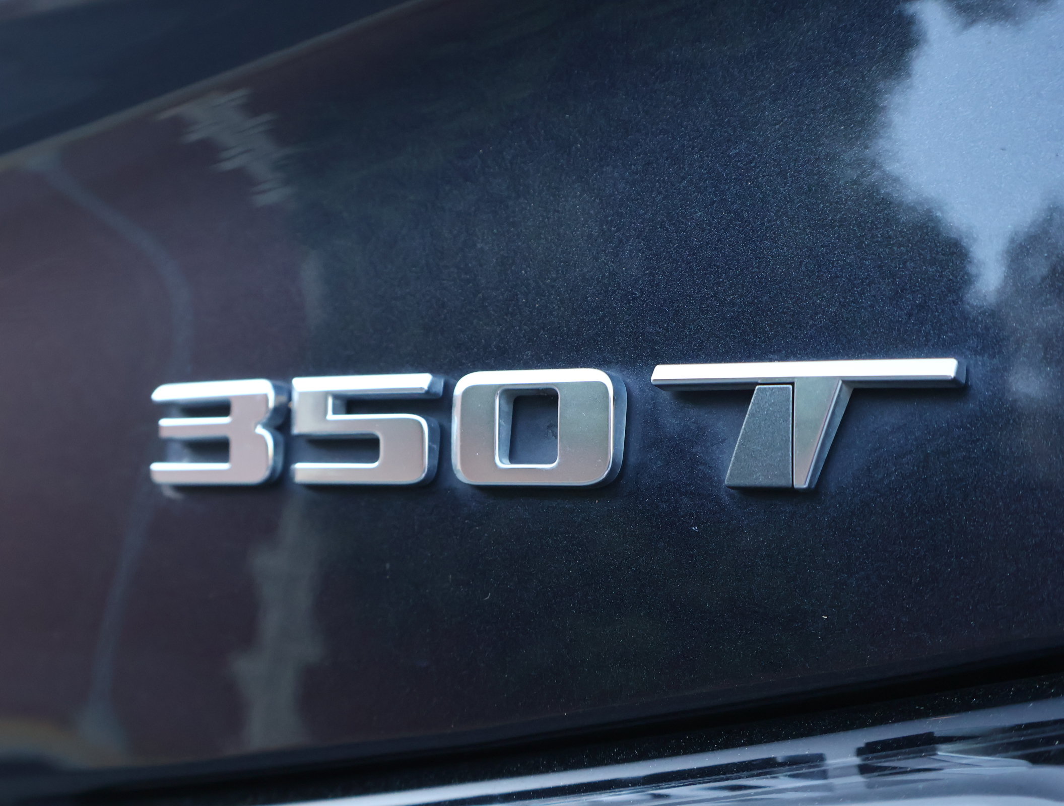Used 2023 Cadillac XT4 Sport FWD image 28