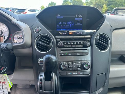 Used 2015 Honda Pilot SE image 13