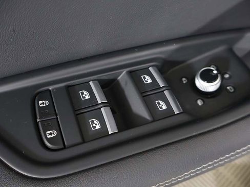 Used 2023 Audi A4 2.0T Premium Plus w/ Premium Plus Package image 42