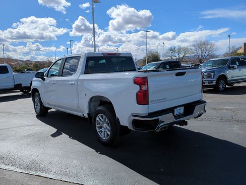 Used 2024 Chevrolet Silverado 1500 LT image 5