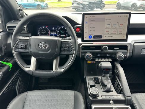 Used 2026 Toyota 4Runner TRD Off-Road Premium AWD/4WD image 15