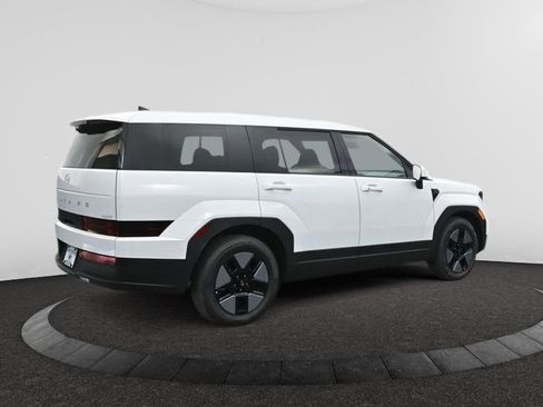 Used 2026 Hyundai Santa Fe SE image 7