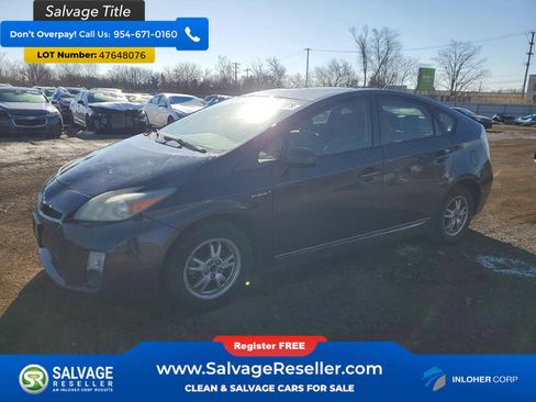 Used 2011 Toyota Prius Three image 1