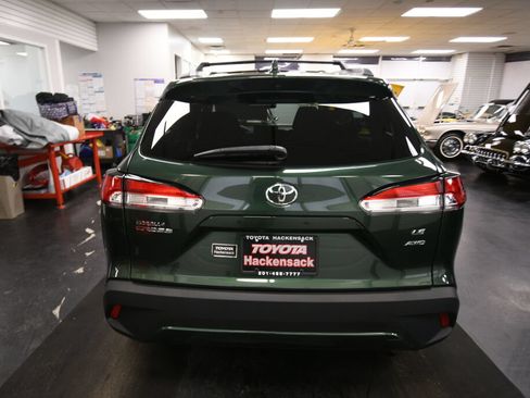 Used 2023 Toyota Corolla Cross LE w/ Moonroof Package AWD/4WD image 6