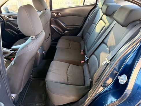 Used 2016 MAZDA MAZDA3 i Sport w/ Preferred Equipment Package image 18