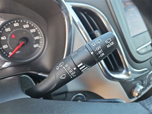 Used 2022 Chevrolet Equinox LS w/ LS Convenience Package image 22