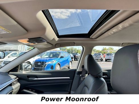 Certified 2025 Nissan Altima 2.5 SR w/ SR Premium Package FWD image 11