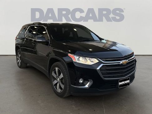 Used 2018 Chevrolet Traverse LT image 1