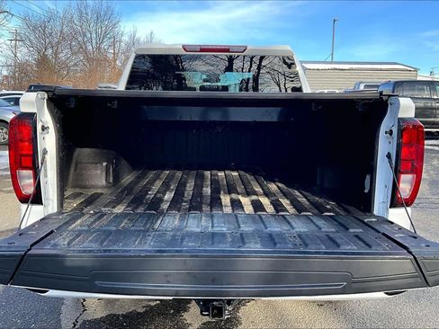 Used 2022 GMC Sierra 1500 Elevation image 30