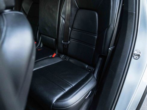 Used 2020 Porsche Cayenne AWD/4WD image 28