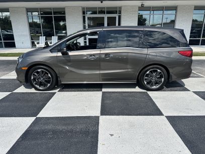Used 2022 Honda Odyssey Elite