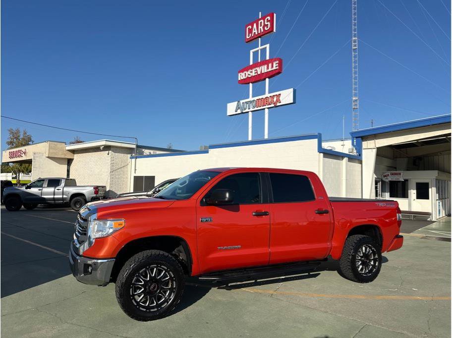 Used 2016 Toyota Tundra SR5 w/ TRD Off Road Package AWD/4WD image 13