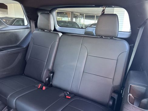 Certified 2023 Chevrolet Traverse LT image 18