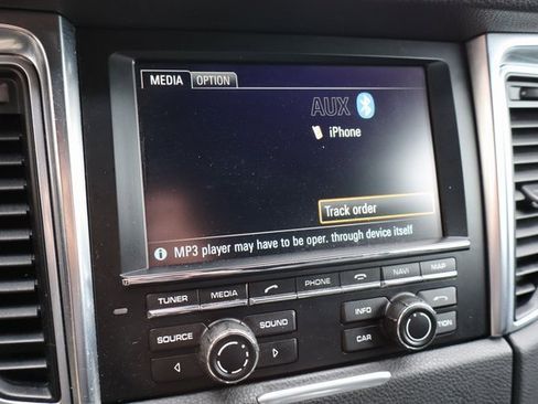 Used 2016 Porsche Macan S image 20