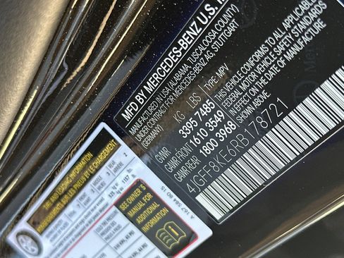 Certified 2024 Mercedes-Benz GLS 63 AMG 4MATIC image 36