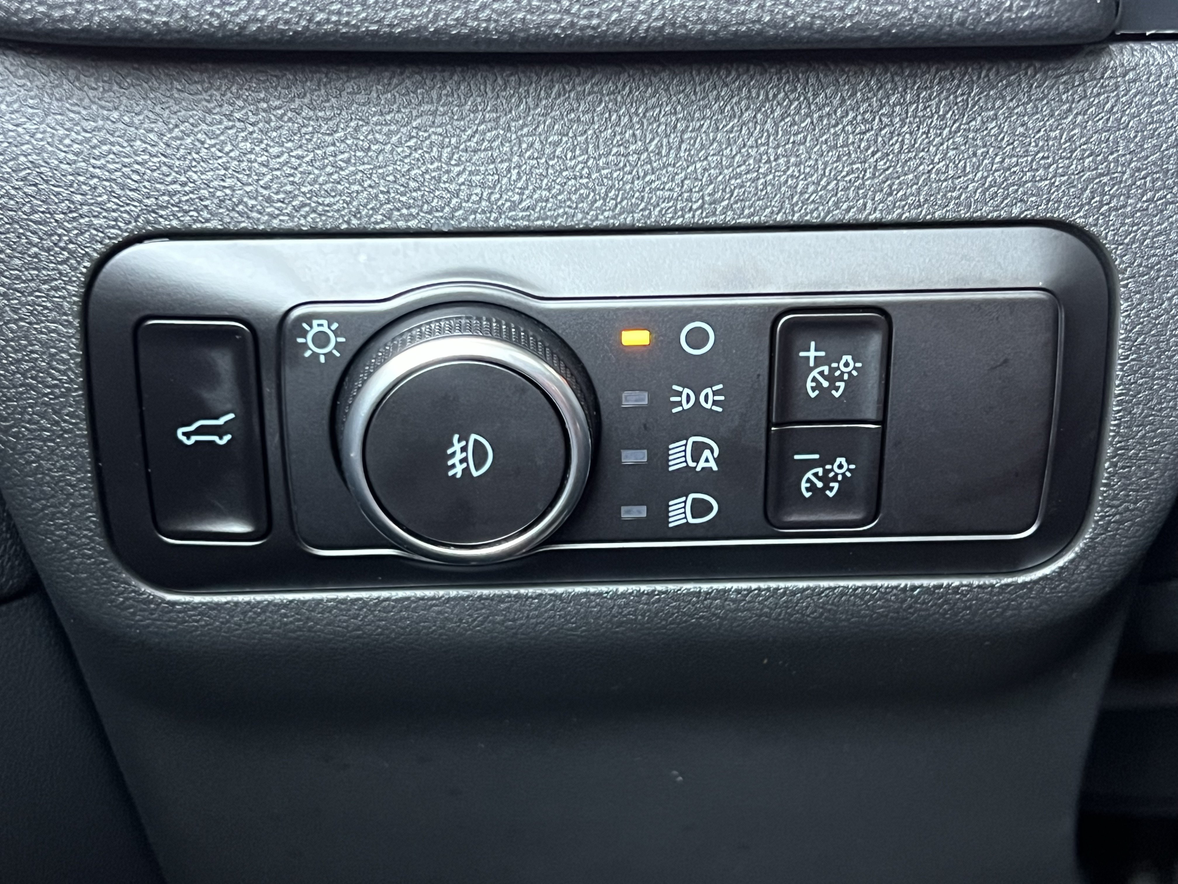 Used 2023 Ford Escape Platinum w/ Premium Technology Package AWD/4WD image 33
