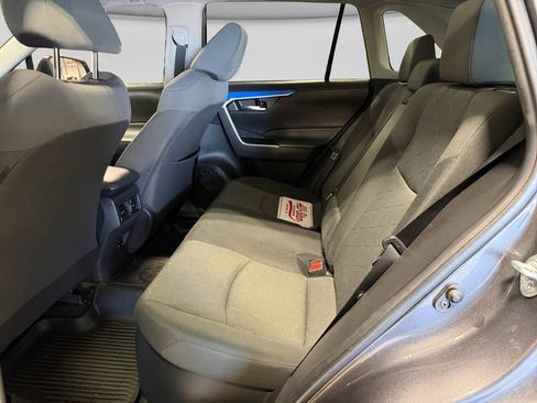 Used 2022 Toyota RAV4 XLE w/ Convenience Package AWD/4WD image 6