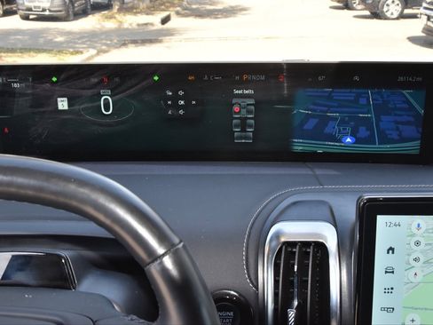 Certified 2025 Ford Expedition Platinum image 26