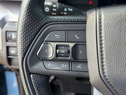 Certified 2026 Toyota Tacoma SR5 AWD/4WD image 23