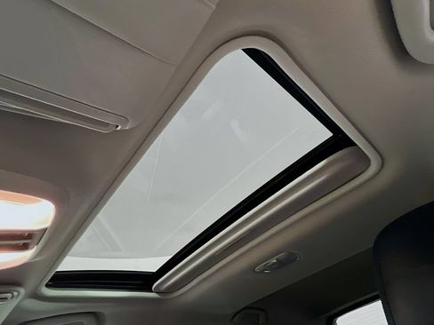 Used 2020 Subaru Crosstrek Hybrid w/ Moonroof Package w/Navigation AWD/4WD image 20