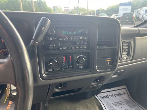 Used 2004 Chevrolet Silverado 1500 4x4 Extended Cab image 10