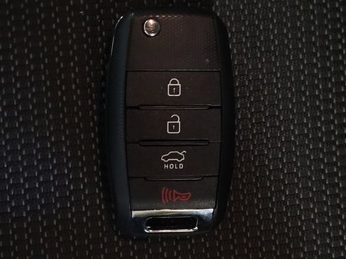 Used 2017 Kia Forte LX FWD image 32