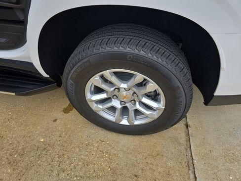 New 2026 Chevrolet Tahoe LT w/ Comfort Package RWD image 16