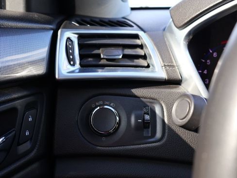 Used 2013 Cadillac SRX FWD image 28