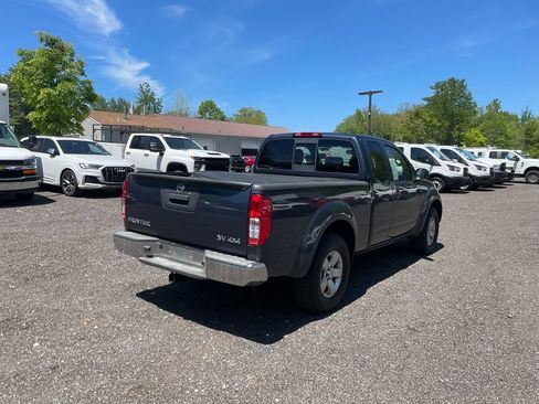 Used 2013 Nissan Frontier SV AWD/4WD image 5