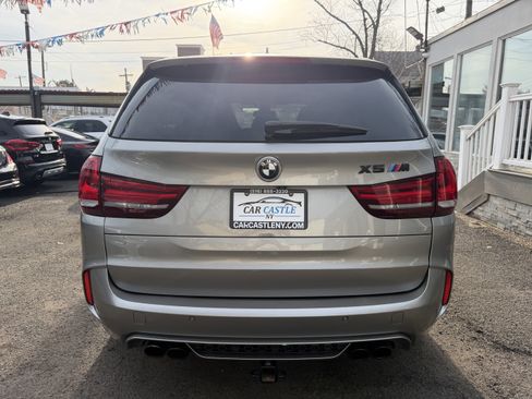 Used 2017 BMW X5 M image 10