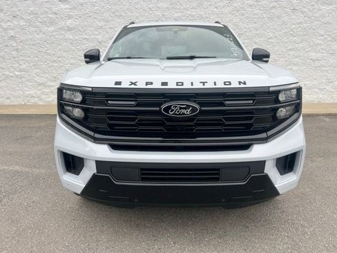 New 2026 Ford Expedition Platinum w/ Stealth Appearance Package image 2