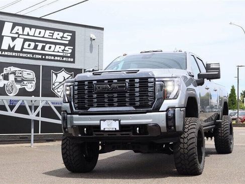 Used 2024 GMC Sierra 2500 Denali Ultimate AWD/4WD image 1