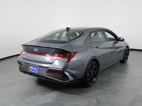 Used 2026 Hyundai Elantra Sport image 16