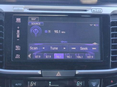 Used 2017 Honda Accord Touring image 24