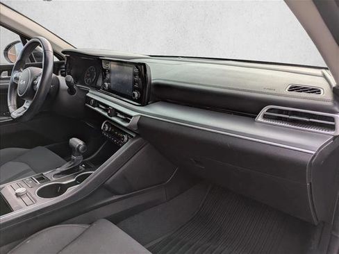 Used 2022 Kia K5 LXS image 24