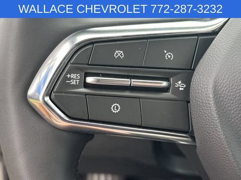 Used 2026 Chevrolet Equinox LT w/ Safety and Technology Package FWD image 20