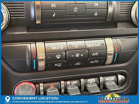 Used 2022 Ford Mustang Shelby GT500 w/ Technology Package image 28